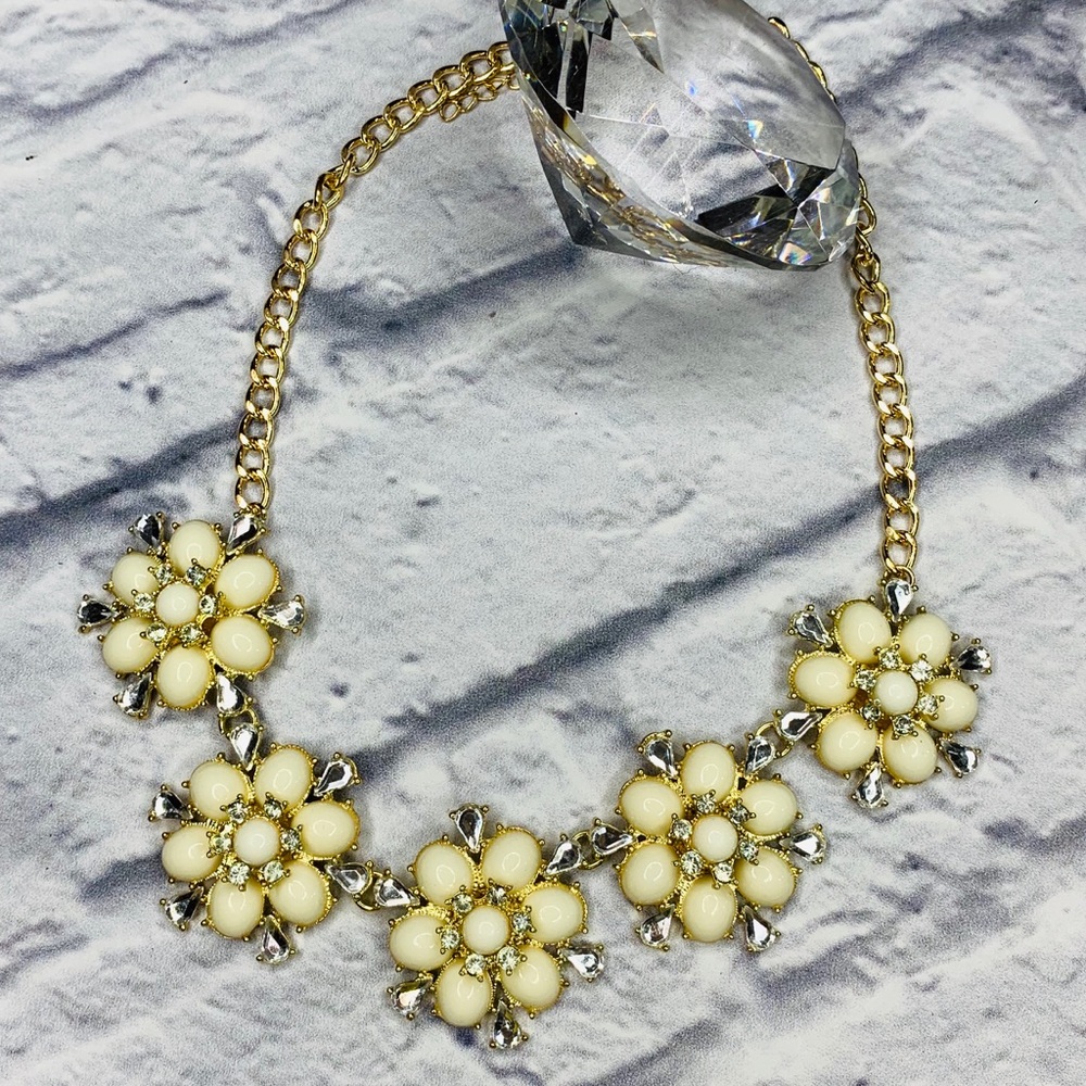 Flower Necklace